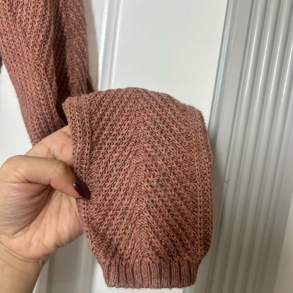 Lululemon What The Heart Wants Pink Knit Wool Blend V-Neck Sweater Size Small - Picture 9 of 11